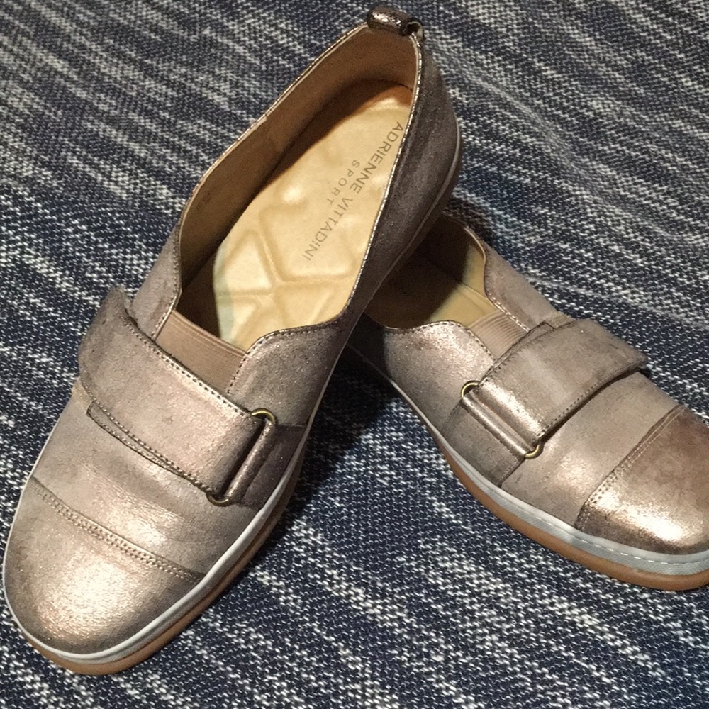 Adrienne Vittadini tennis shoes